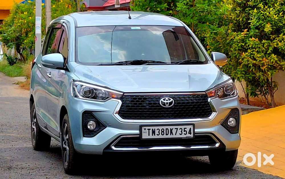 Toyota Rumion V Mt, 2024, Petrol