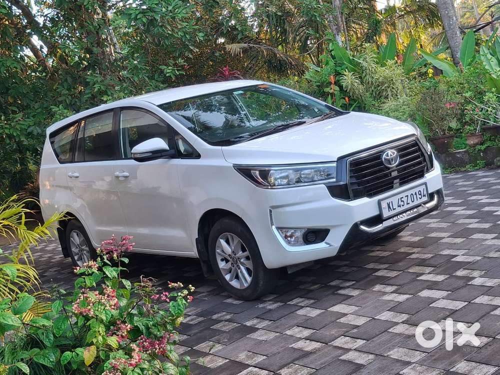 Toyota Innova Crysta 2.4 G Mt, 2017, Diesel