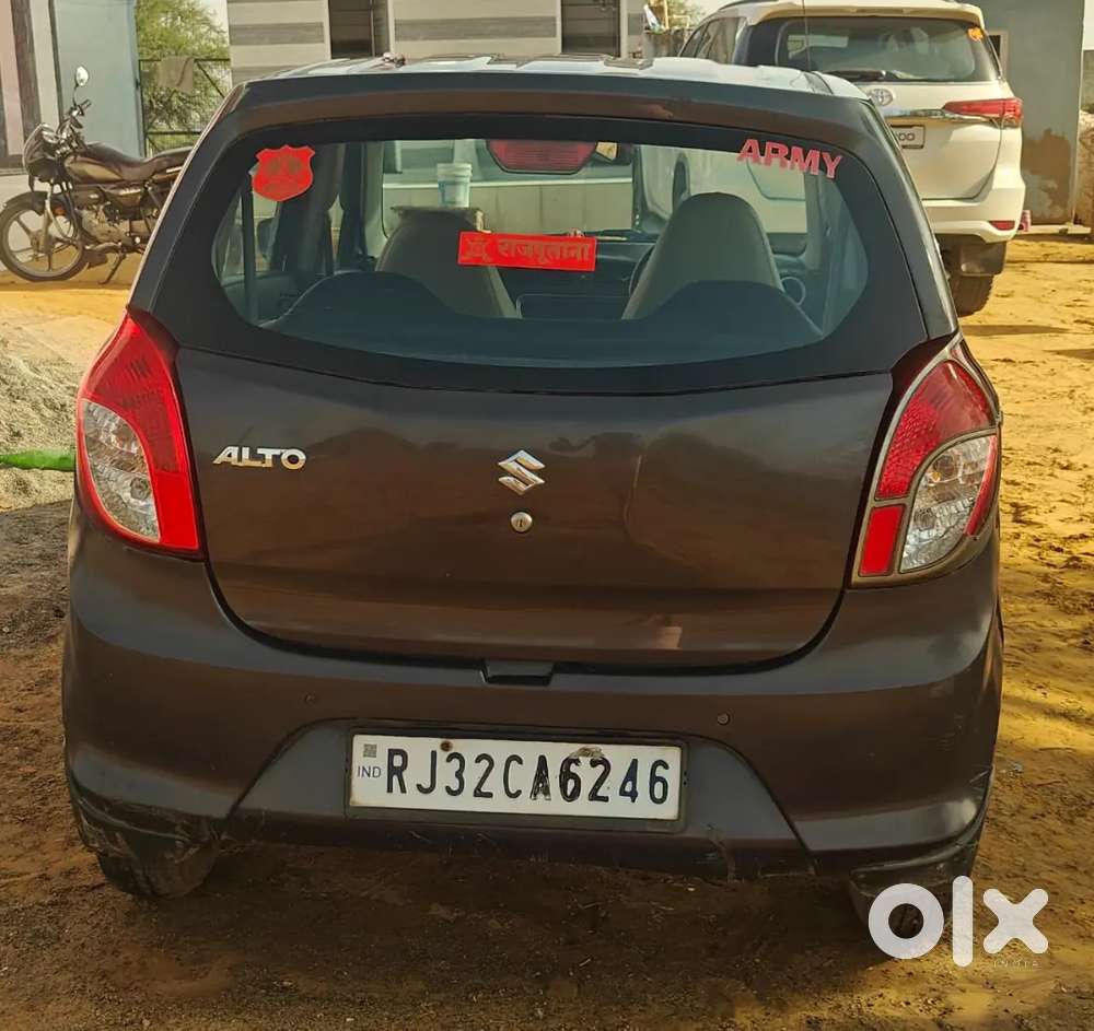 Vxi Top Airbag .cng Top Modal Full Insurance