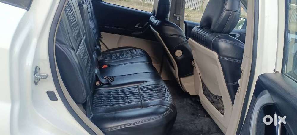 Mahindra Xuv500 W10 Awd, 2016, Diesel