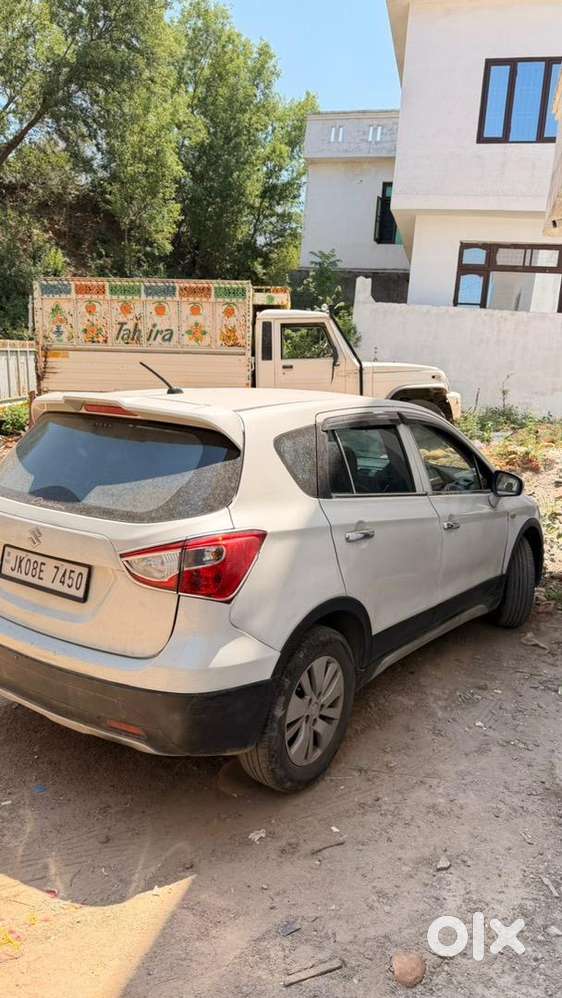 Maruti Suzuki S-cross 2016 Diesel Good Condition