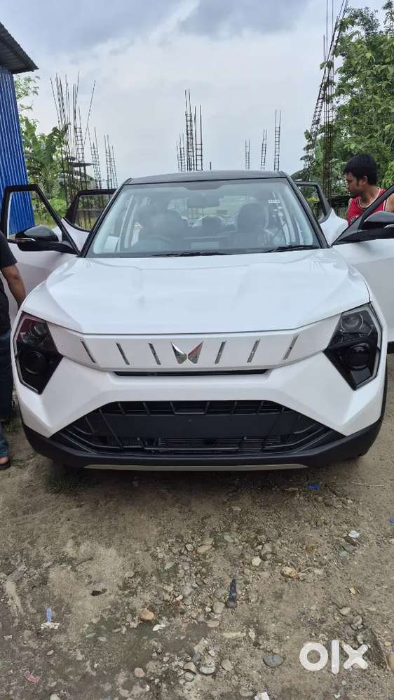 All Mahindra Vehicles Available All Arunachal Finance Available