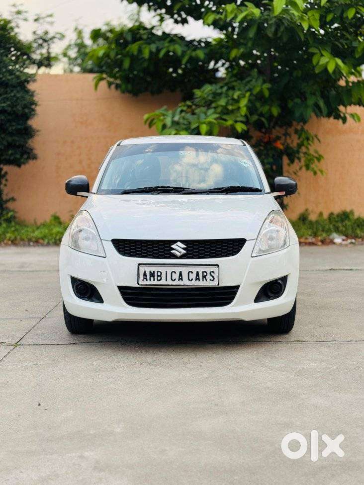 Maruti Suzuki Swift Lxi Option, 2013, Cng & Hybrids