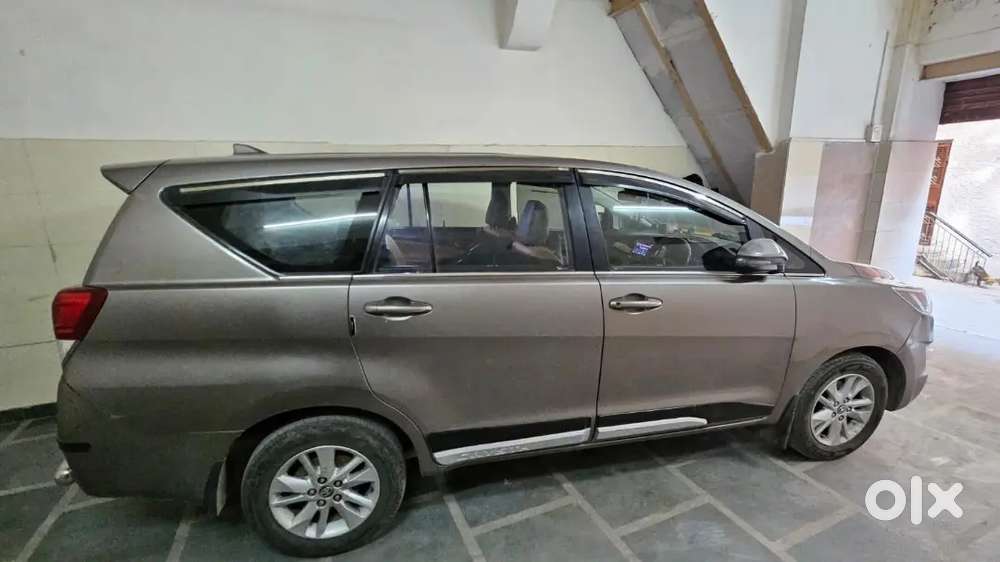 Toyota Innova Crysta 2018 Diesel Well Maintained