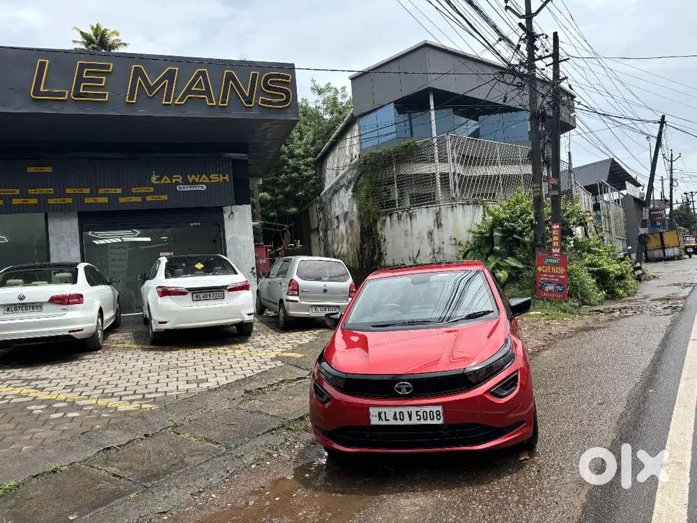 Tata Altroz 2024 Petrol 40000 More Km Driven