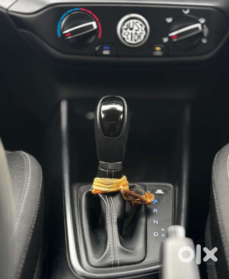 Hyundai I20 Sportz 1.2 Ivt, 2021, Petrol