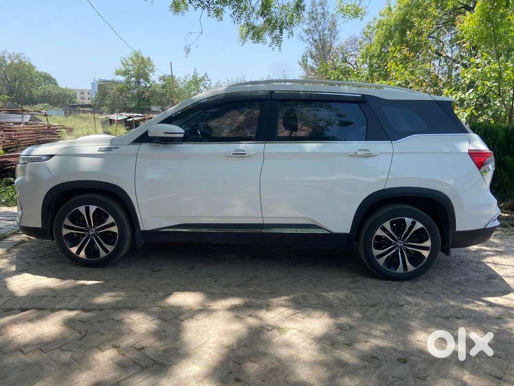 Mg Hector Plus Sharp Hybrid 1.5 Mt, 2021, Petrol