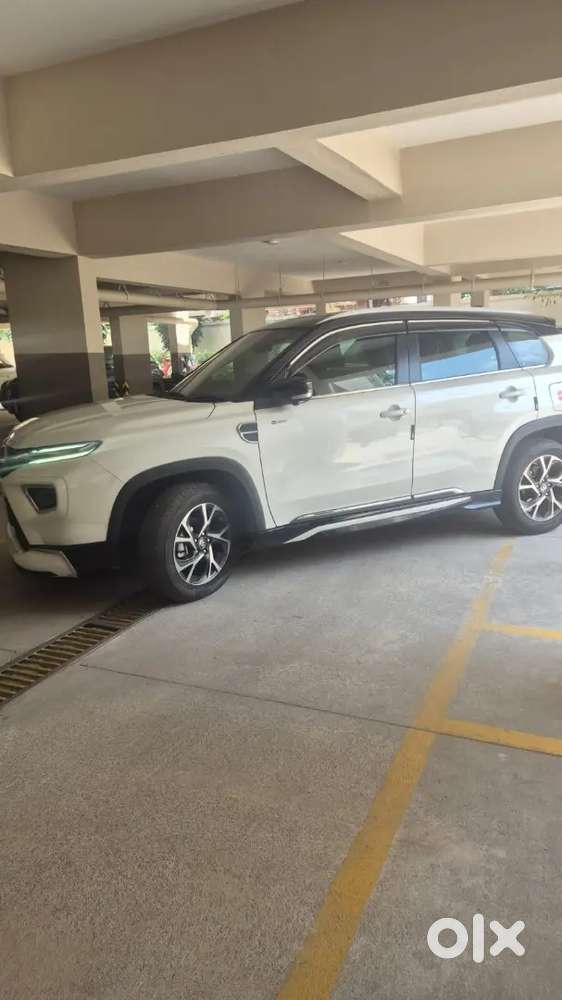 Toyota Urban Cruiser Hyryder 2026 Petrol 3000 Km Driven.