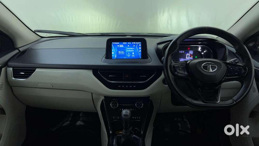 Tata Nexon 1.2 Revotron Xz Plus Premium, 2022, Petrol