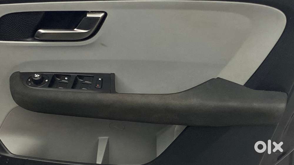 Tata Altroz Xz, 2021, Petrol