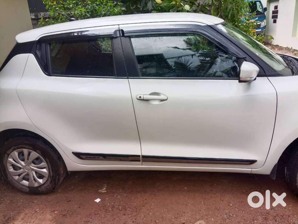 Maruti Suzuki Swift Vxi (2023) Model With 16500 Km