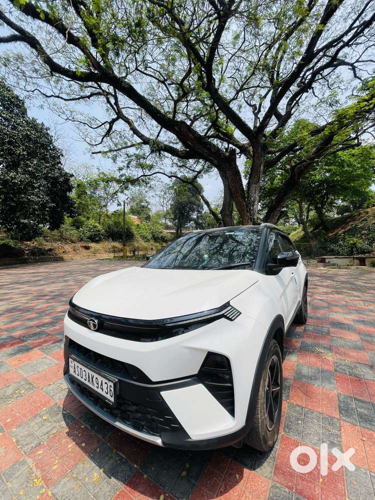 Tata Nexon Fearless Plus S 1.2 Revotron Petrol 6mt Dt, 2023, Petrol