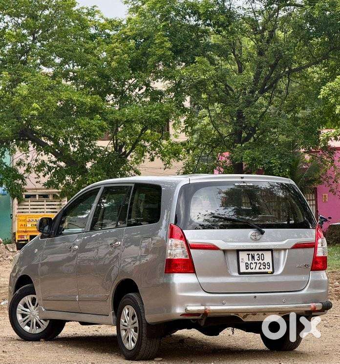 Toyota Innova 2.5 G (diesel) 7 Seater Bs Iv, 2015, Diesel