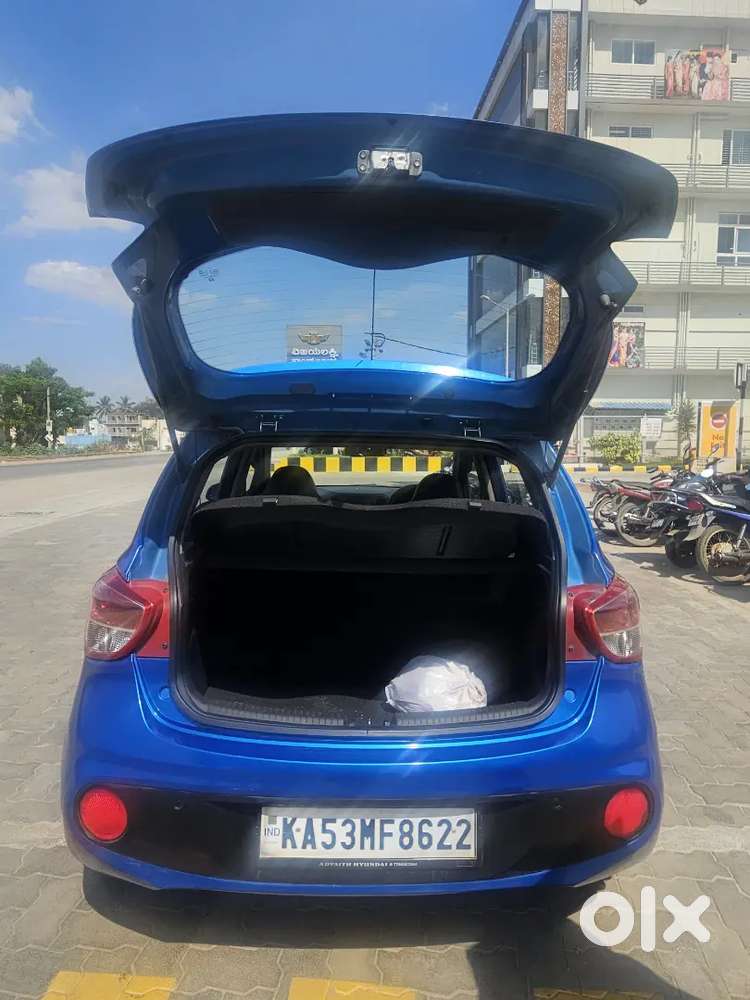 Hyundai Grand I10 Sportz 2019 Petrol Showroom Maintained