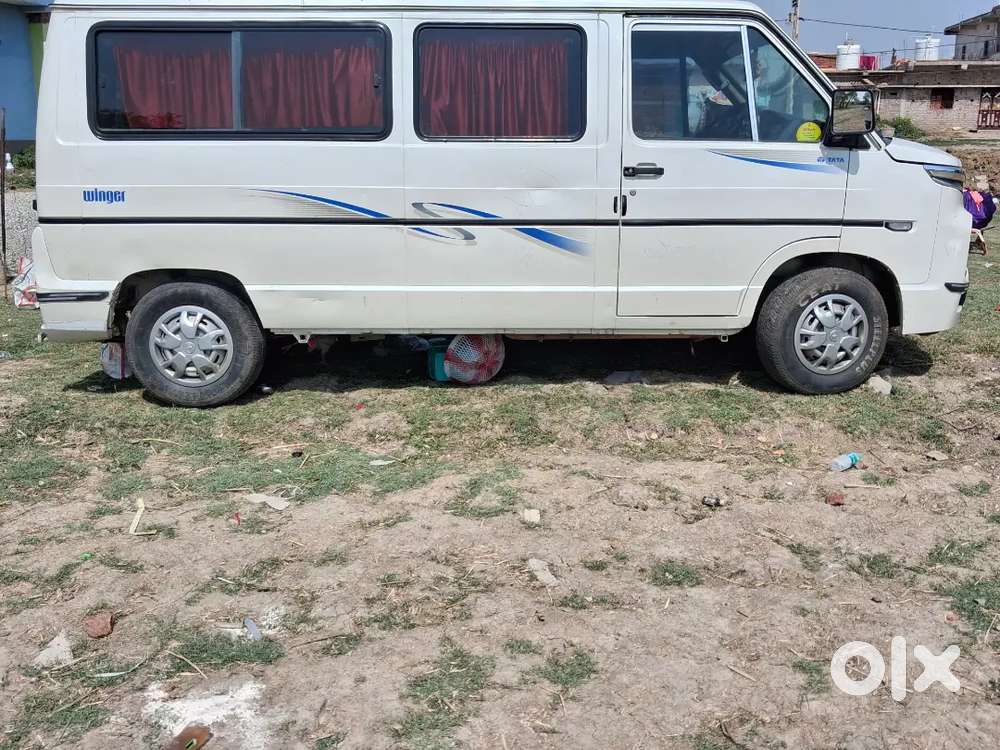 Tata Winger Deluxe 2022