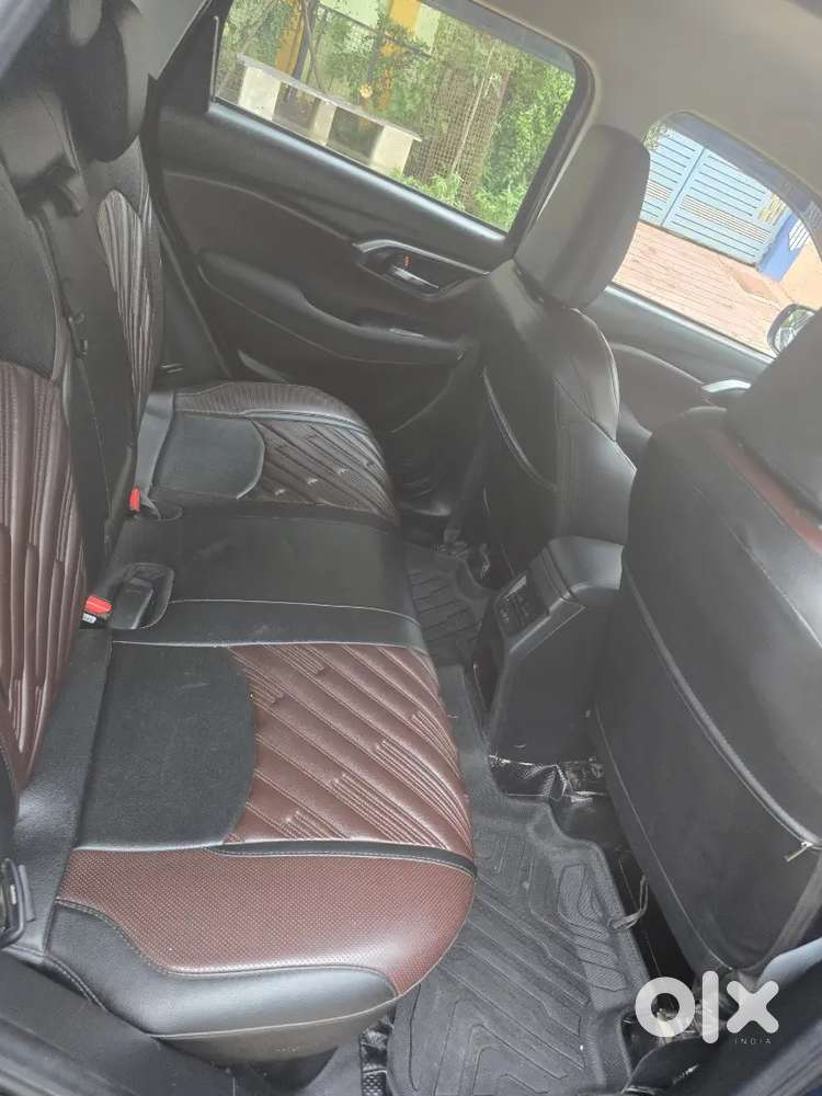 Maruti Suzuki Vitara 2024 Hybrid Petrol Manual