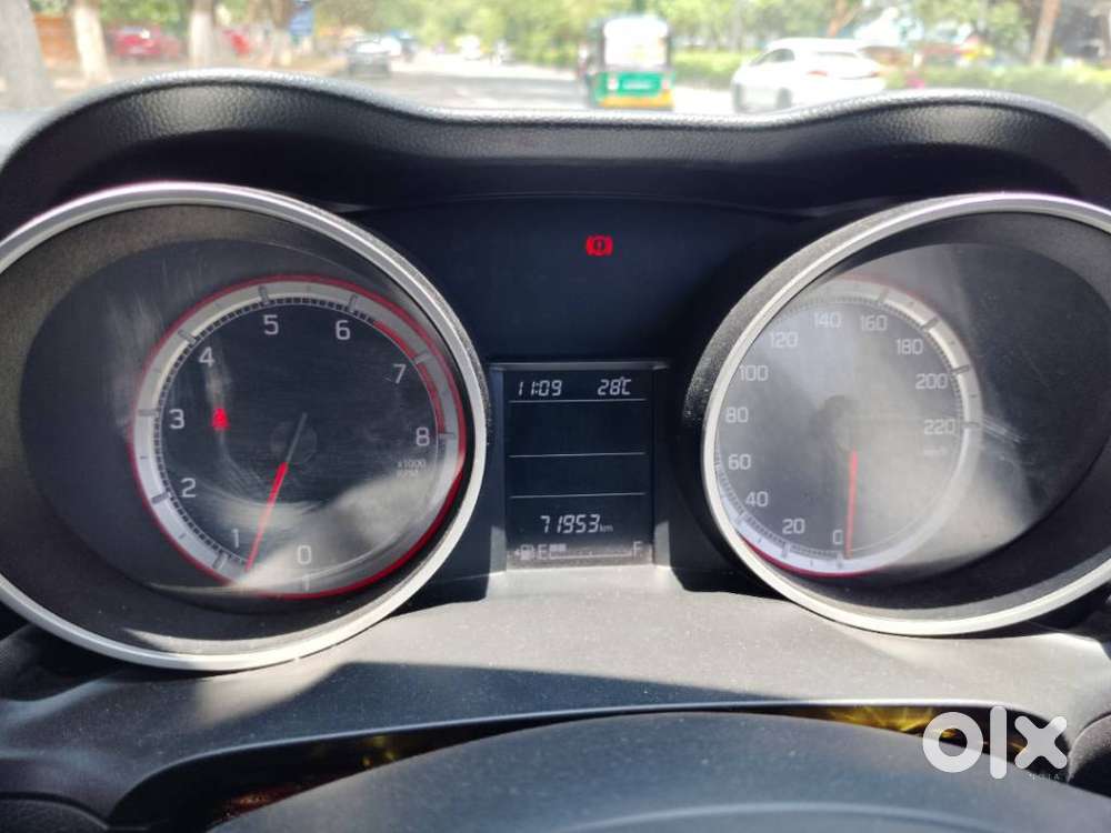 Maruti Suzuki Swift Zxi Plus Dual Tone, 2018, Petrol