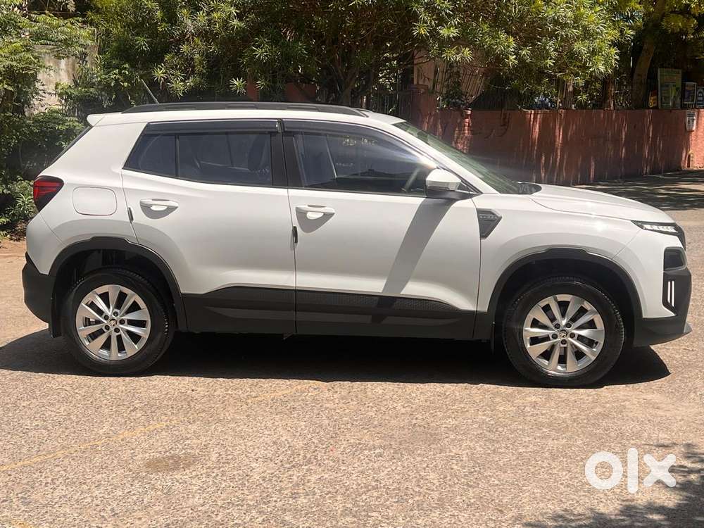 Skoda Kylaq Signature At, 2025, Petrol