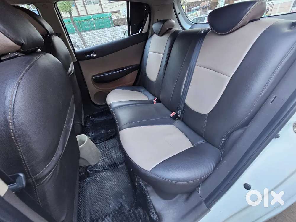 Hyundai I20 2012-top End