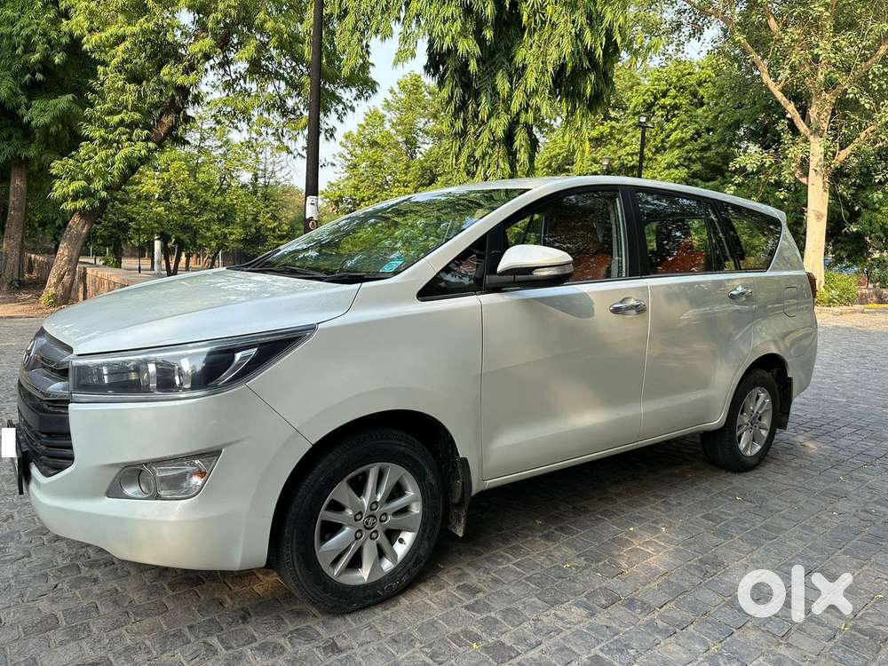 Toyota Innova Crysta [2020-ongoing] 2.4 Vx 7 Str, 2018, Diesel