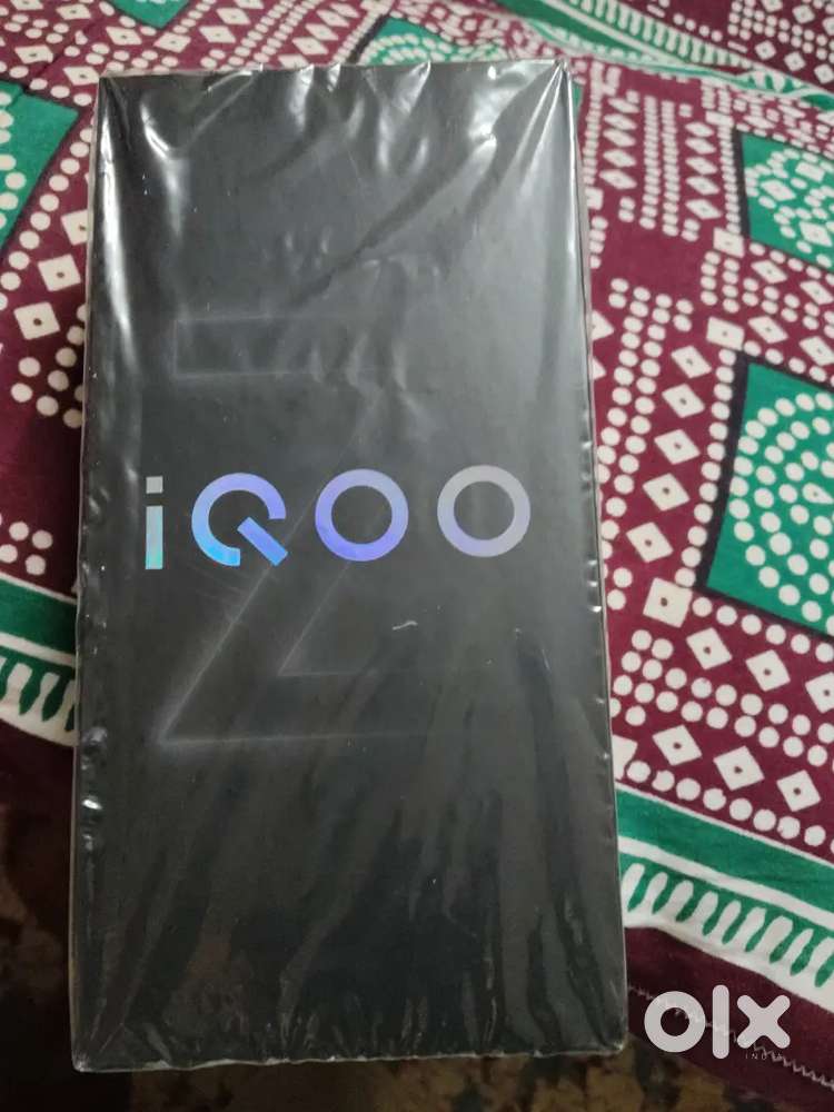 IQOO Z9x 5G with Dual Sim ,6000mah, 45w charger 10.5K - Mobile