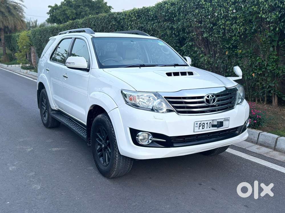 Toyota Fortuner 2011-2016 4x2 At, 2015, Diesel