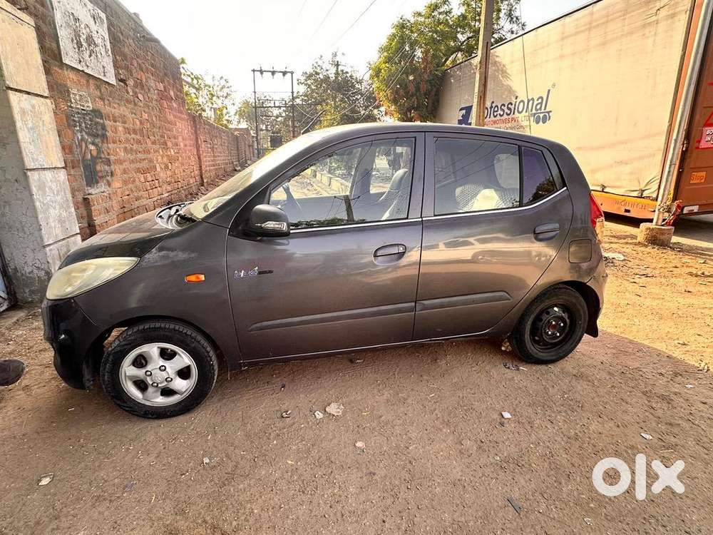 Hyundai I10 2012 Lpg 100000 Km Driven