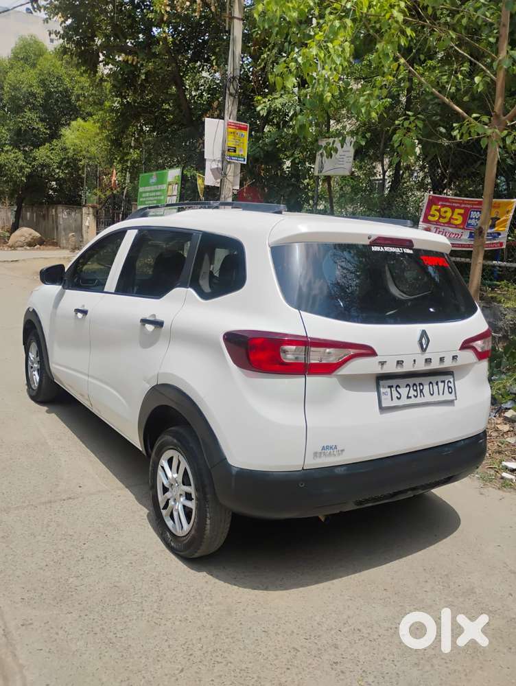 Renault Triber Rxl, 2023, Petrol