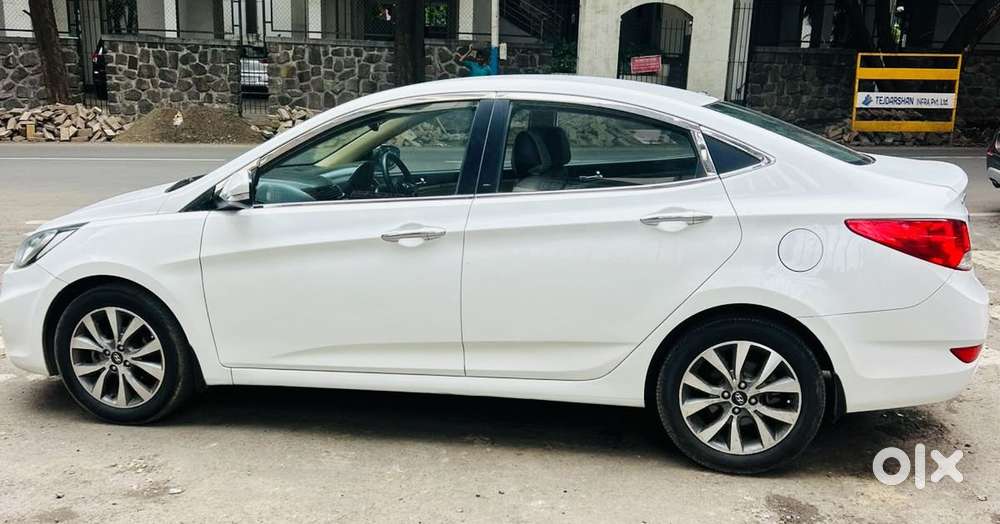 Hyundai Verna Fluidic 1.6 Vtvt Sx, 2015, Petrol