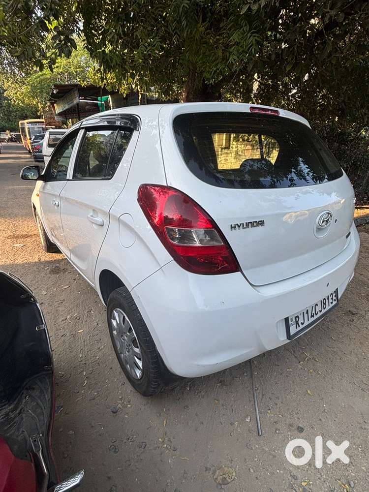 Hyundai I20 Magna 2010 Car