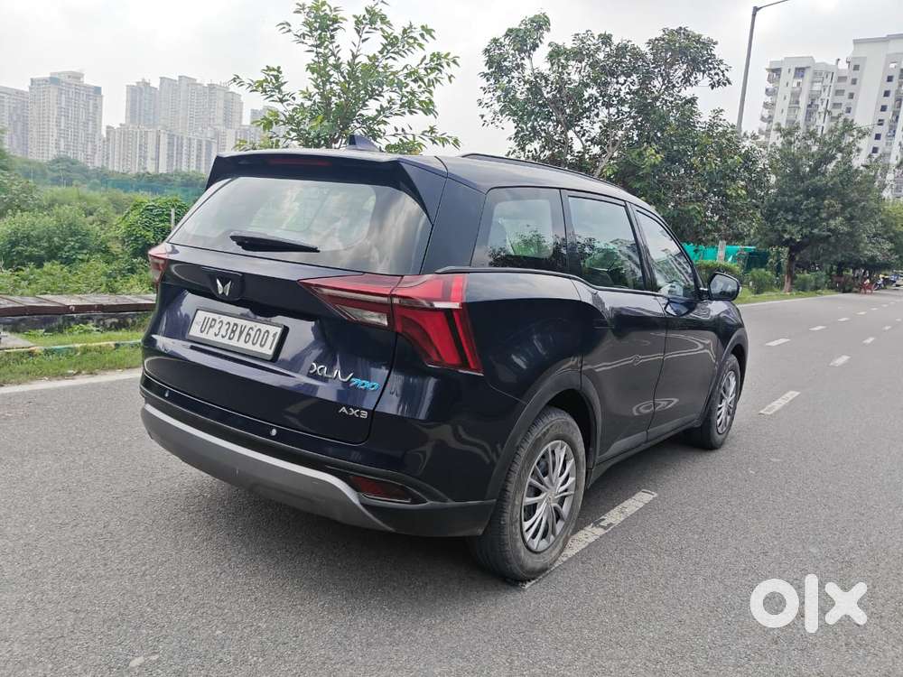 Mahindra Xuv700 Ax 3 Petrol Mt 5 Str (e), 2022, Petrol