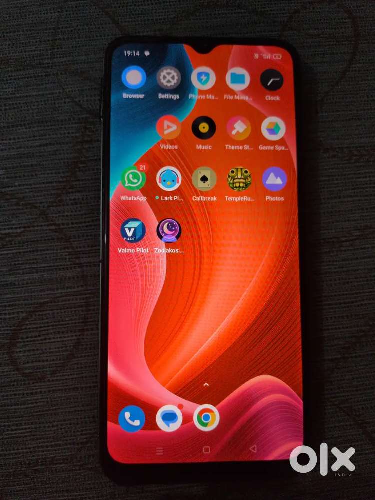 Display ok but back panel damge