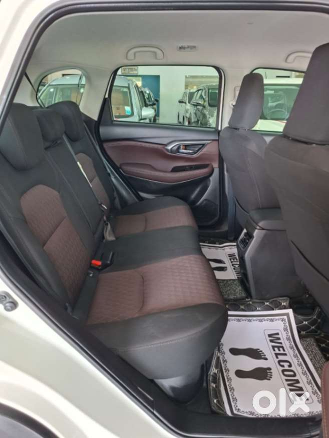 Maruti Suzuki Grand Vitara 1.5 Zeta Smart Hybrid, 2024, Petrol