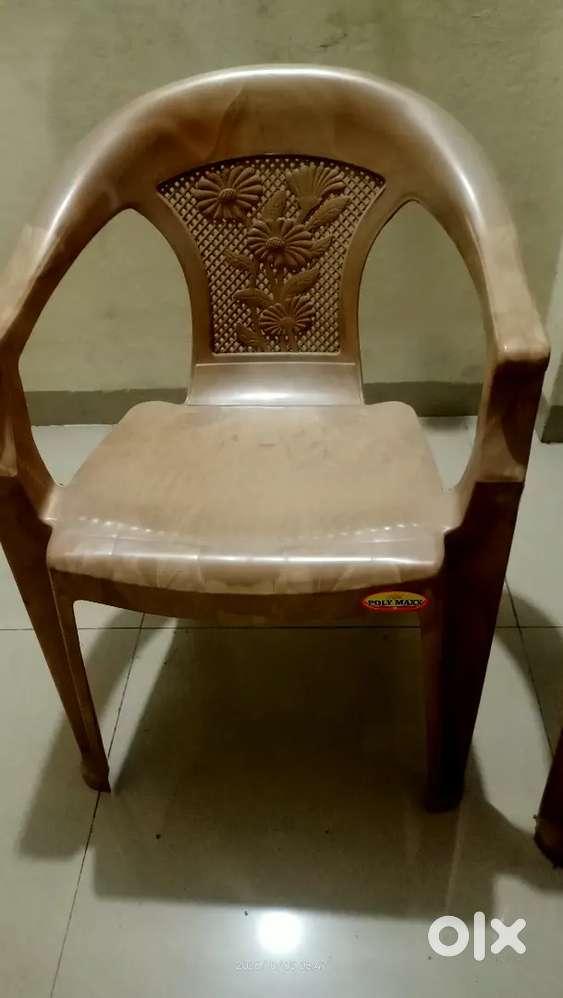 2 Chairs 100 percent