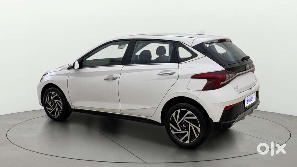 Hyundai New I20 1.2 Asta (o) Ivt, 2024, Petrol