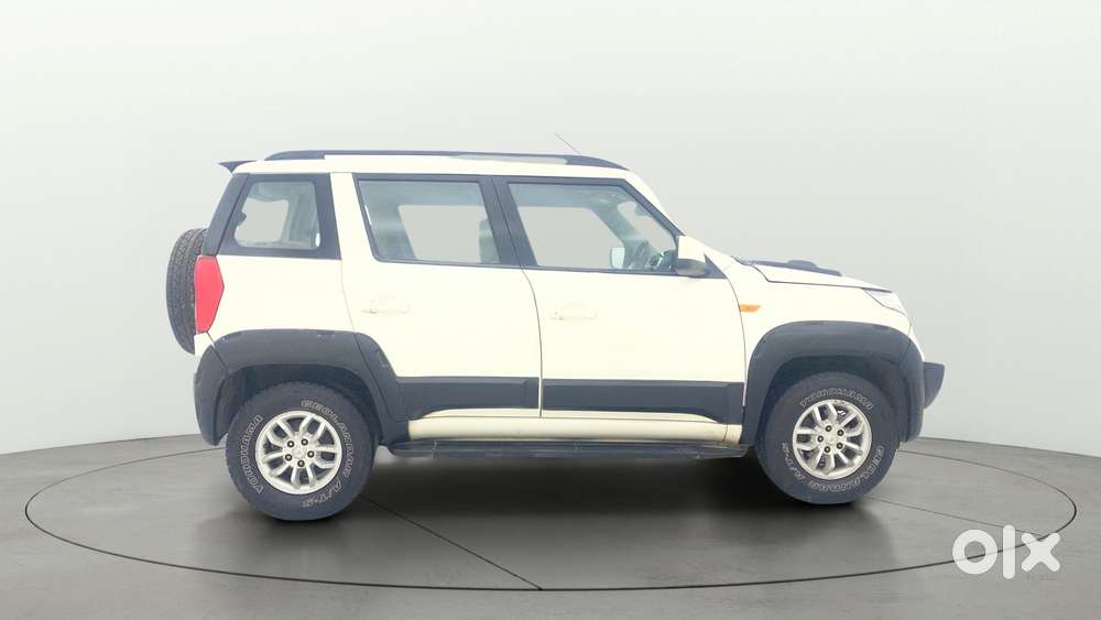 Mahindra Tuv 300 Mhawk100 T8, 2015, Diesel