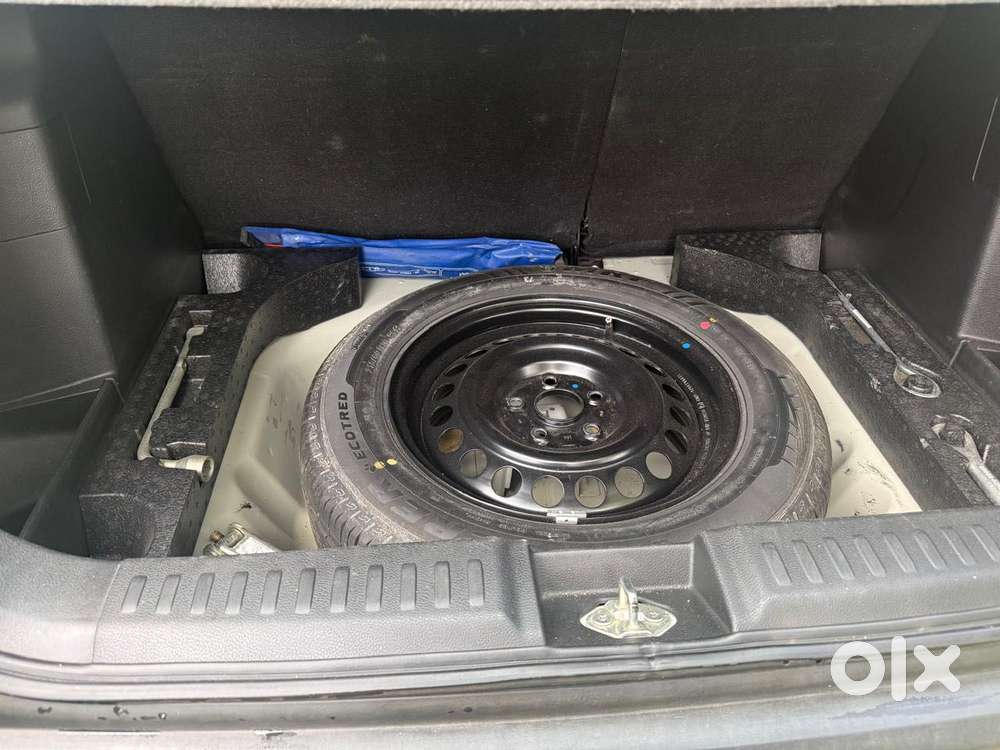 Maruti Suzuki Brezza 1.5 Zxi Smart Hybrid Dual Tone, 2023, Cng & Hyb..