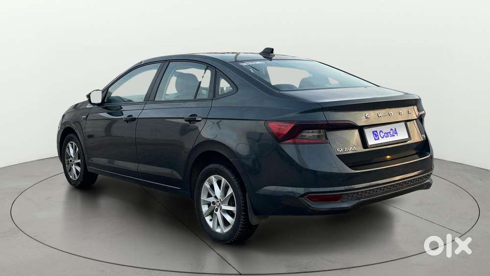 Skoda Slavia Ambition 1.5l Tsi Mt, 2023, Petrol