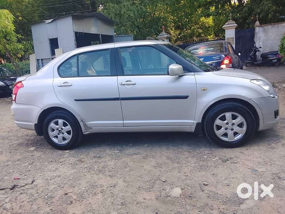 Maruti Suzuki Swift Dzire Zxi, 2011, Petrol