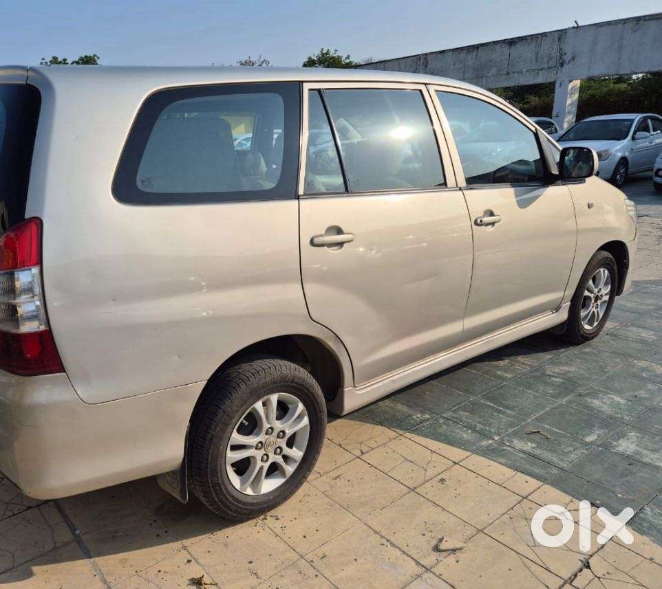 Toyota Innova 2.5 G (diesel) 7 Seater, 2013, Diesel