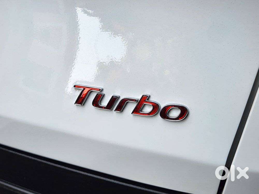 Hyundai Venue 1.0 S (o) Turbo Dct, 2025, Petrol