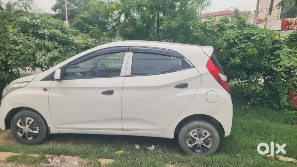 Hyundai Eon Magna 2013 Petrol