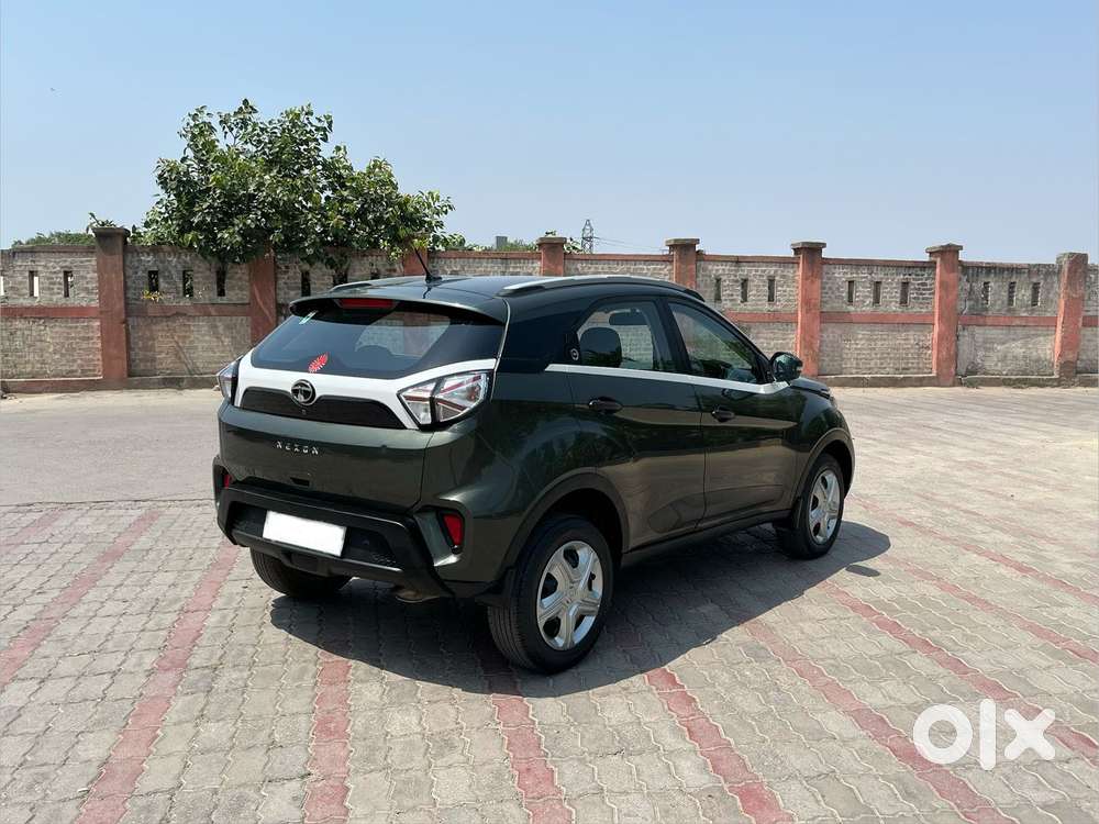 Tata Nexon Amt Xza Plus, 2023, Petrol
