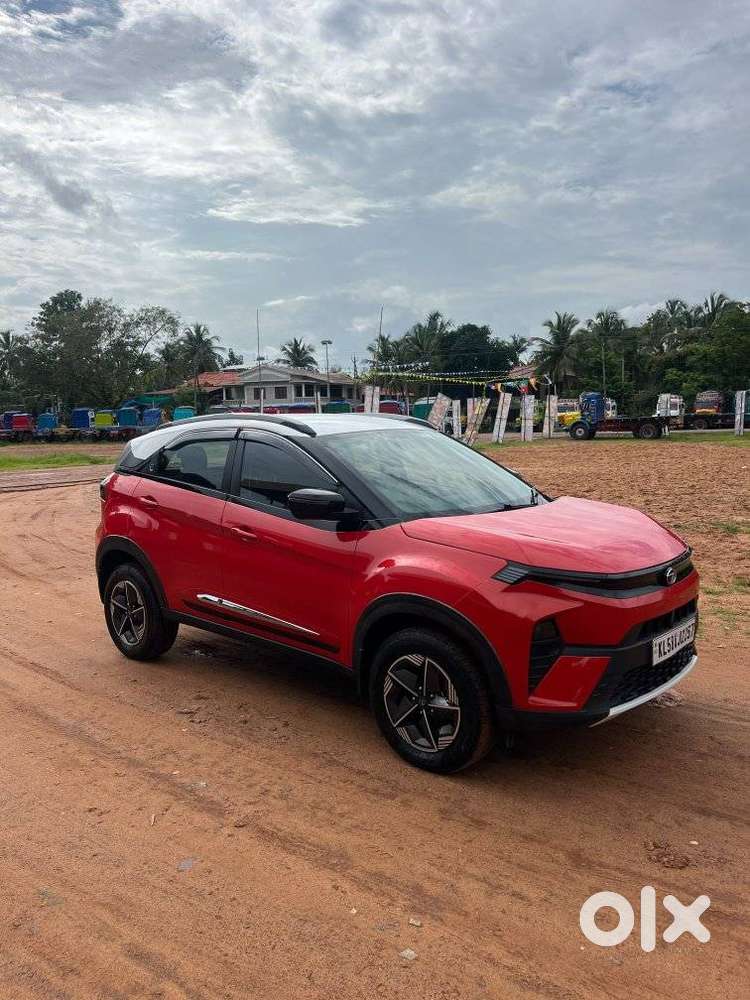 Tata Nexon Creative 1.2 Revotron Petrol 6 Amt, 2023, Petrol