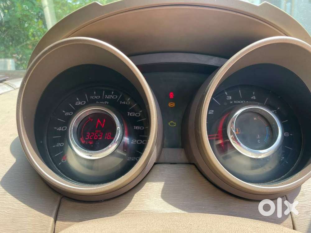 Xuv 500 W8 2013 Model