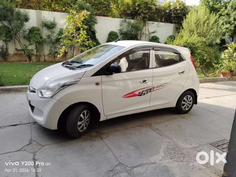 Hyundai Eon 2012 Lpg 82000 Km Driven