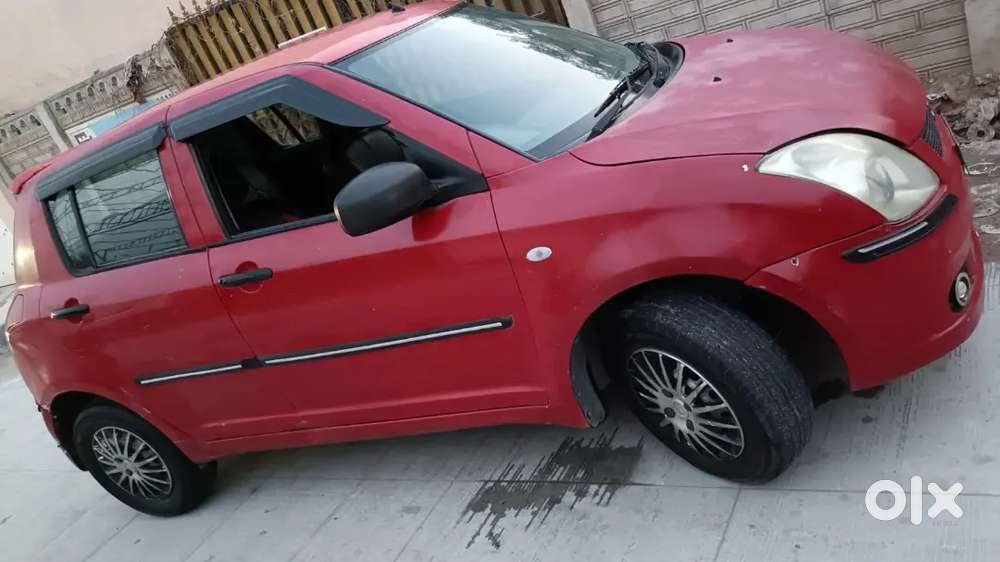 Maruti Swift Good Condition. Char Terasil Hai Battery New Hai