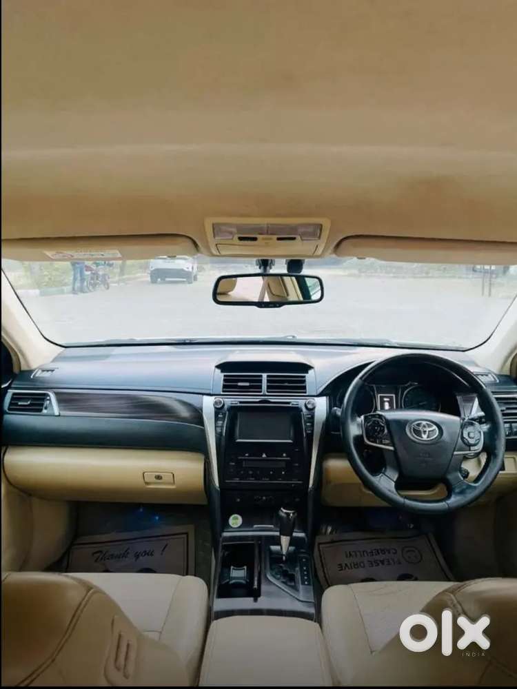 Toyota Camry Hybrid 2015