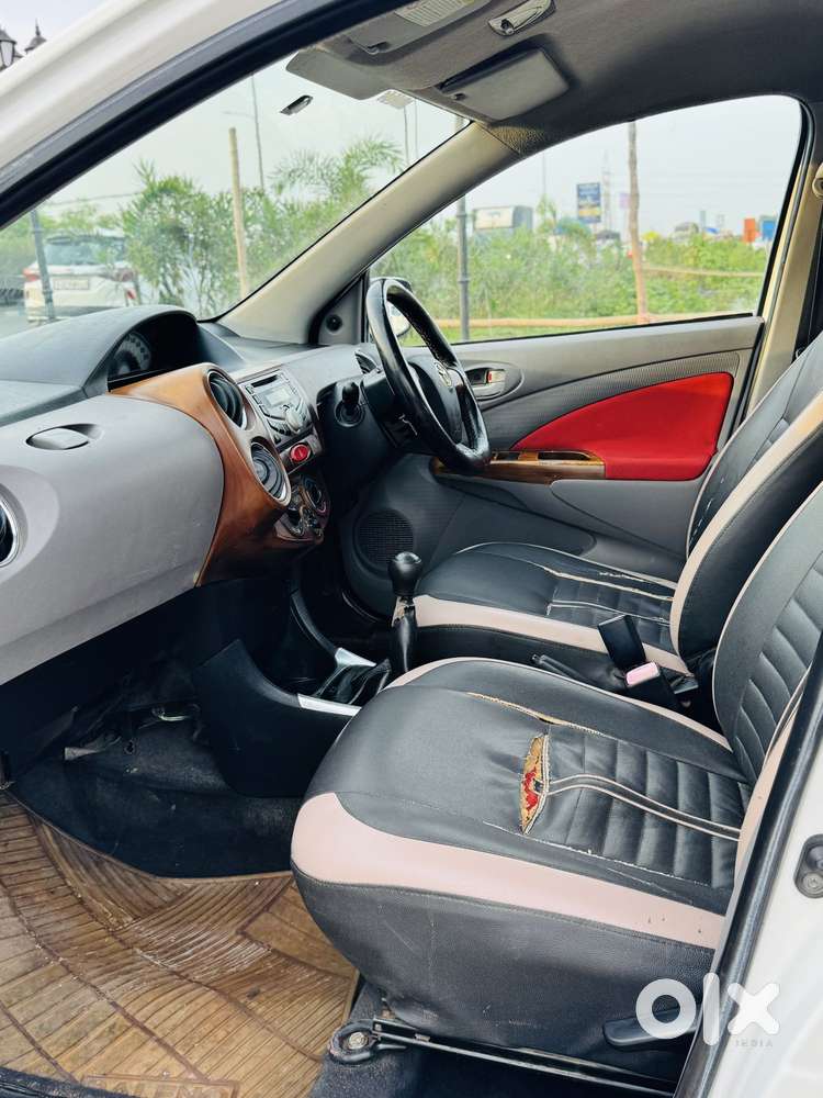 Toyota Etios 2010-2012 Vx, 2011, Cng & Hybrids