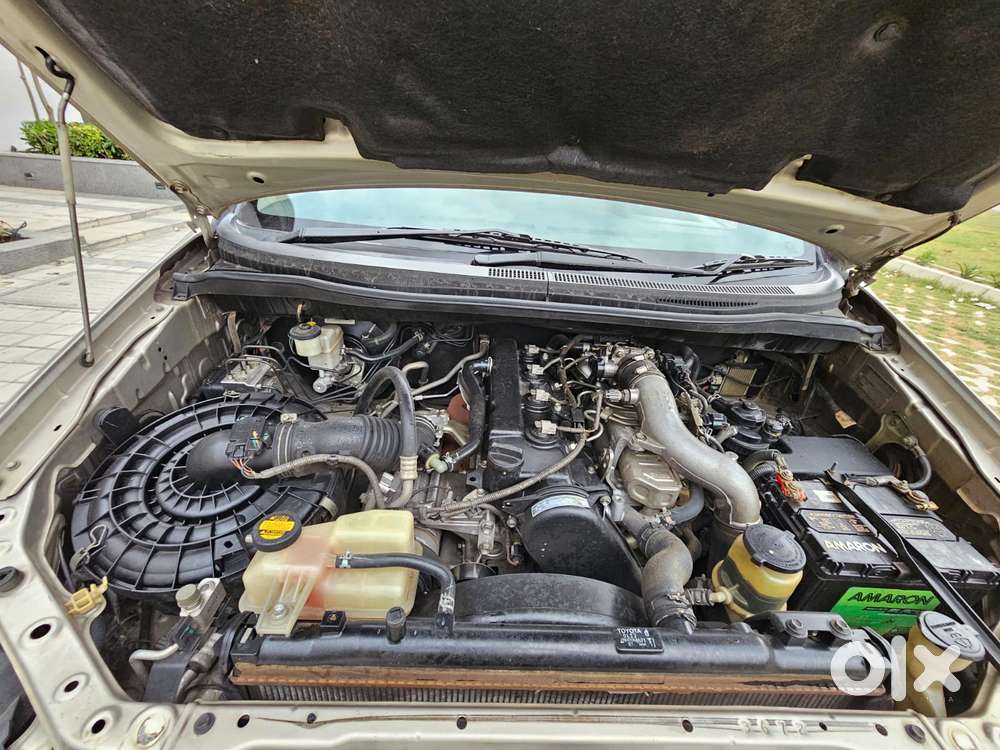 Toyota Innova [2013-2016] 2.5 G4 8 Str, 2016, Diesel